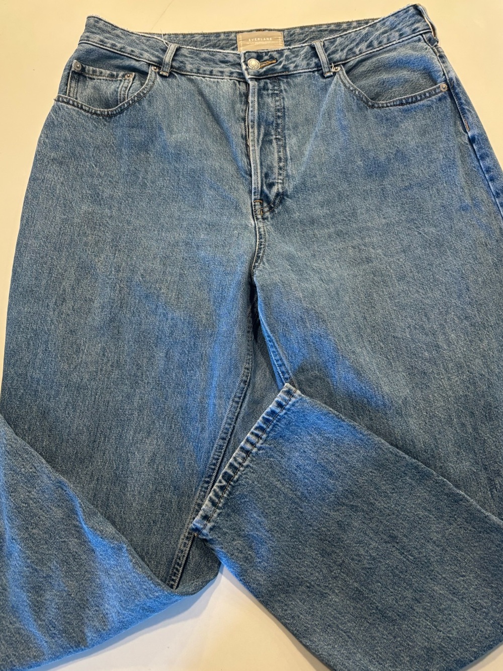 Everlane The Curvy 90’s Cheeky Straight Jean (33)